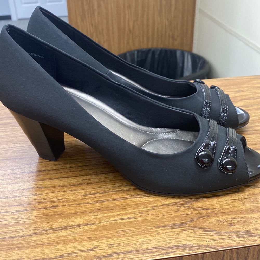 Coach and four peep toe black heels